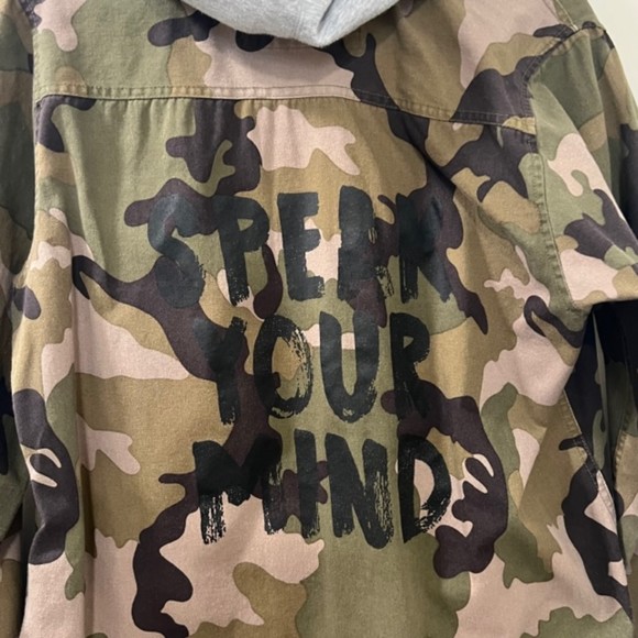 Rue 21 Green Camouflage Drawstring Button Hooded Shirt Jacket Shacket Sz LG - Picture 7 of 12